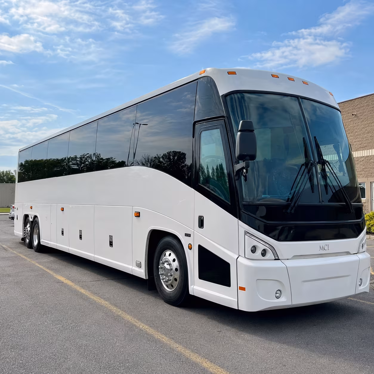 busrentalunioncity com can help you get your group to any airport serving union city